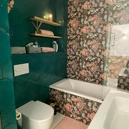 Flamingos Ocean View *